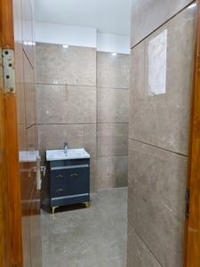 Bathroom Image of 1200 Sq.ft 2 BHK Builder Floor for rent in Sector 100 Noida for Rs. 37000