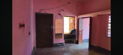Bedroom Image of 650 Sq.ft 2 BHK Independent House for rent in Agarpara Kolkata for Rs. 8000