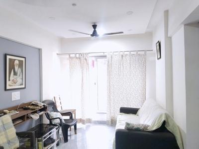 Living Room Image of 730 Sq.ft 2 BHK Apartment / Flat for sale in Santacruz West Mumbai for Rs. 22500000