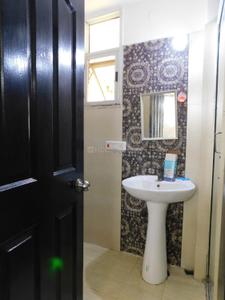 Bathroom Image of 1320 Sq.ft 3 BHK Apartment / Flat for sale in Nimbus The Hyde Park, Sector 78 Noida for Rs. 14700000