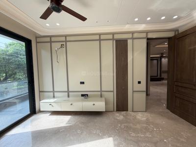 Bedroom Image of 2412 Sq.ft 4 BHK Builder Floor for sale in Model Town New Delhi for Rs. 63100000