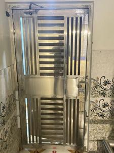 Bathroom Image of 1200 Sq.ft 2 BHK Builder Floor for rent in Vasundhara Ghaziabad for Rs. 30000