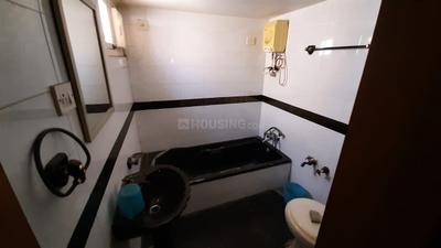 Bathroom Image of 1700 Sq.ft 3 BHK Duplex for rent in Akota Vadodara for Rs. 32000
