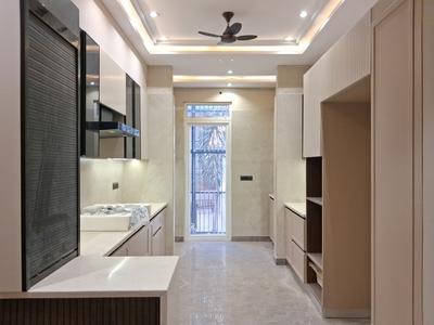 Kitchen Image of 1800 Sq.ft 3 BHK Builder Floor for sale in Paschim Vihar New Delhi for Rs. 40000000