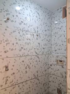 Common Bathroom Image of 900 Sq.ft 3 BHK Builder Floor for rent in Dwarka Mor New Delhi for Rs. 32000