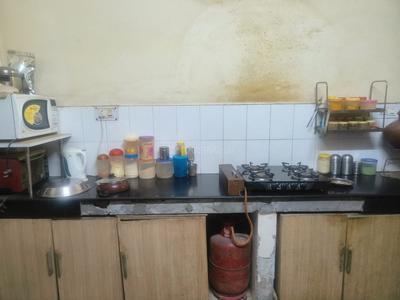 Kitchen Image of 250 Sq.ft 1 RK Independent House for rent in Sector 110 Gurgaon for Rs. 5000