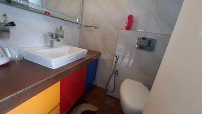 Bathroom Image of 3600 Sq.ft 4 BHK Apartment / Flat for rent in Nerul Navi Mumbai for Rs. 160000