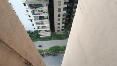 Image of 1320 Sq.ft 2.5 BHK Apartment / Flat for sale in Supertech Livingston, Crossings Republik, Ghaziabad for Rs. 9500000