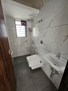 Bathroom Image of 950 Sq.ft 2 BHK Apartment / Flat for sale in Parinee Adney, Dahisar West Mumbai for Rs. 18500000