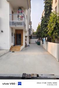 Image of 2367 Sq.ft 3 BHK Independent House for sale in  Suryadeep Bungalows, Thaltej, Ahmedabad for Rs. 33000000