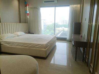 Bedroom Image of 2900 Sq.ft 3 BHK Apartment / Flat for sale in Arham Satyam Valencia, Kharghar Navi Mumbai for Rs. 40000000