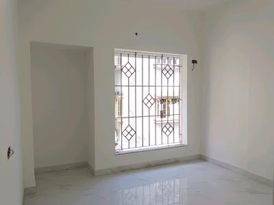 Bedroom Image of 855 Sq.ft 2 BHK Apartment / Flat for sale in Purbalok Kolkata for Rs. 5558000