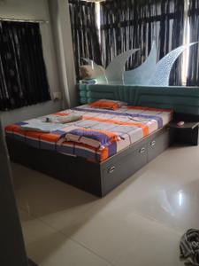 Bedroom Image of 900 Sq.ft 1 BHK Apartment / Flat for rent in Atur Banu Apartment, Camp Pune for Rs. 40000