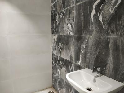 Bathroom Image of 1450 Sq.ft 3 BHK Apartment / Flat for sale in Aditya Heights, Shankar Nagar Raipur for Rs. 4700000