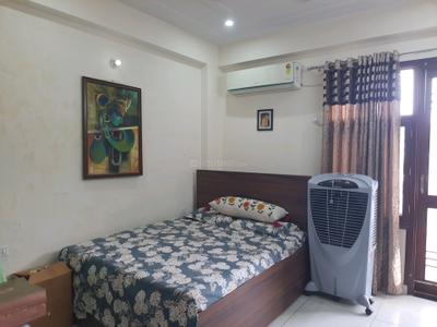 Bedroom Image of 1200 Sq.ft 3 BHK Builder Floor for rent in Sector 110 Gurgaon for Rs. 32000