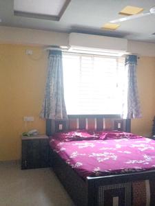 Bedroom Image of 1500 Sq.ft 3 BHK Apartment / Flat for rent in AAA Manibhadra Enclave, Usmanpura Ahmedabad for Rs. 35000