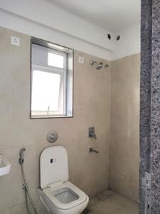 Common Bathroom Image of 750 Sq.ft 1 BHK Apartment / Flat for rent in Kavya Hill View, Kasarvadavali Thane for Rs. 15355