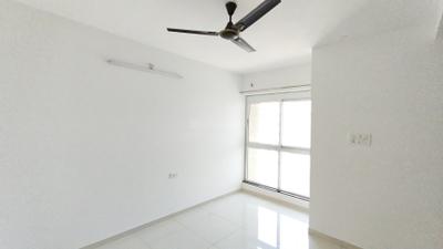 Bedroom Image of 800 Sq.ft 2 BHK Apartment / Flat for rent in Godrej Emerald, Thane West Thane for Rs. 28000