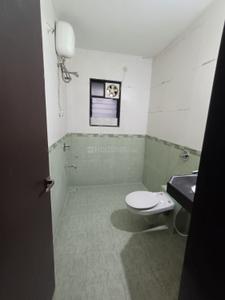 Bathroom Image of 1960 Sq.ft 4.5 BHK Apartment / Flat for rent in Mittal Crosswinds, Baner Pune for Rs. 85000