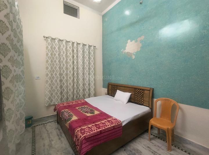 Azad Nagar Bedroom 1