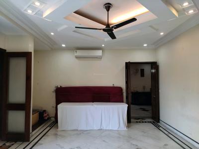 Living Room Image of 4950 Sq.ft 4 BHK Apartment / Flat for sale in Parnami Associates Builder, Punjabi Bagh New Delhi for Rs. 65000000