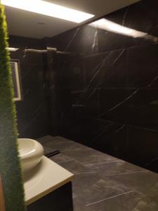 Bathroom Image of 2367 Sq.ft 3 BHK Builder Floor for sale in Palam Vihar Gurgaon for Rs. 25500000