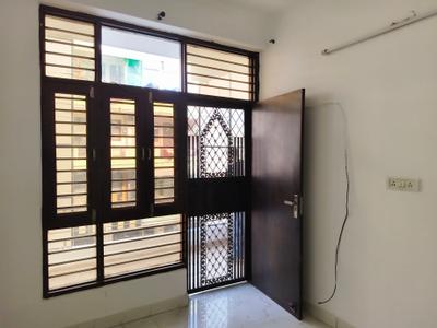 Bedroom Image of 850 Sq.ft 2 BHK Apartment / Flat for sale in Indirapuram Ghaziabad for Rs. 7500000