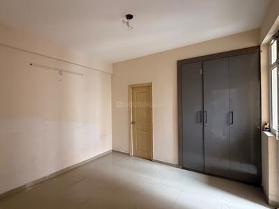 Bedroom Image of 965 Sq.ft 2 BHK Apartment / Flat for rent in Oro Elements, Jankipuram Lucknow for Rs. 16000