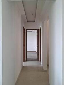 Passage Image of 1545 Sq.ft 3 BHK Apartment / Flat for sale in Godrej Woods, Sector 43 Noida for Rs. 32000000