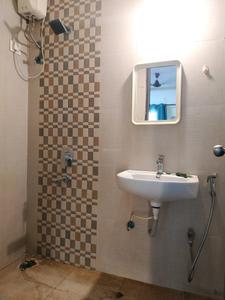 Bedroom Two Image of 1300 Sq.ft 2 BHK Apartment / Flat for sale in Kesar Symphony, Kharghar Navi Mumbai for Rs. 17000000