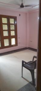 Bedroom Image of 900 Sq.ft 2 BHK Builder Floor for rent in Ashok Vihar New Delhi for Rs. 23000