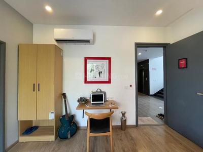 Bedroom Image of 1676 Sq.ft 3 BHK Apartment / Flat for rent in Express Garden, Indirapuram Ghaziabad for Rs. 39000