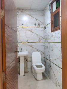 Common Bathroom Image of 1200 Sq.ft 3 BHK Builder Floor for sale in Vasundhara Ghaziabad for Rs. 9400000