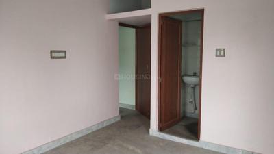 Bedroom Image of 860 Sq.ft 2 BHK Apartment / Flat for sale in Hemlata Apartment, Ward No 113 Kolkata for Rs. 3000000