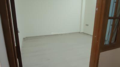 Bedroom Image of 1500 Sq.ft 3 BHK Builder Floor for rent in Sushant Golf City Lucknow for Rs. 20000