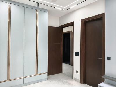 Bedroom Image of 3200 Sq.ft 4 BHK Builder Floor for sale in Sushant Lok Phase 1 Gurgaon for Rs. 33242300