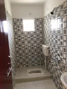Bathroom Image of 1218 Sq.ft 3 BHK Apartment / Flat for sale in Katara Hills Bhopal for Rs. 3700000