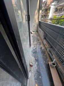 Balcony Image of 1424 Sq.ft 3 BHK Builder Floor for sale in Mansarover Garden New Delhi for Rs. 26000000
