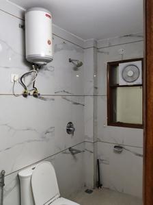 Bathroom Image of 1254 Sq.ft 1 BHK Independent House for rent in Sector 47 Gurgaon for Rs. 33000