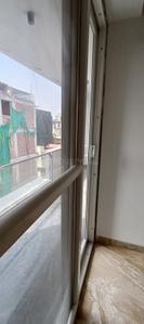 Balcony Image of 1650 Sq.ft 3 BHK Builder Floor for sale in Preet Vihar New Delhi for Rs. 35000000