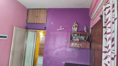 Bedroom Image of 800 Sq.ft 2 BHK Independent House for rent in Airport Gate no. 1 Kolkata for Rs. 16000