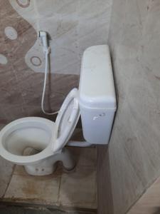 Bathroom Image of 700 Sq.ft 2 BHK Builder Floor for rent in Byrathi Bengaluru for Rs. 16000