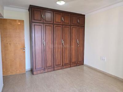 Bedroom Image of 4000 Sq.ft 4 BHK Apartment / Flat for sale in Hiranandani Tivoli Tower, Powai Mumbai for Rs. 210000000