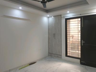 Bedroom Image of 1800 Sq.ft 4 BHK Builder Floor for rent in Paschim Vihar New Delhi for Rs. 58000