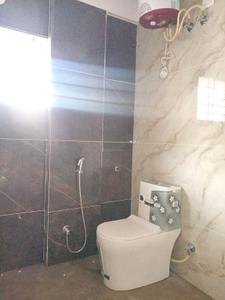 Common Bathroom Image of 569 Sq.ft 1 BHK Apartment / Flat for rent in K R Puram Bengaluru for Rs. 19000