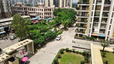 Balcony Image of 1380 Sq.ft 3 BHK Apartment / Flat for sale in Panchsheel Wellington, Crossings Republik Ghaziabad for Rs. 19000000