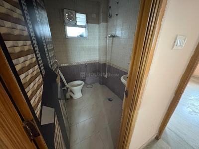 Bathroom Image of 1400 Sq.ft 2 BHK Apartment / Flat for rent in Kanke Road Ranchi for Rs. 12999