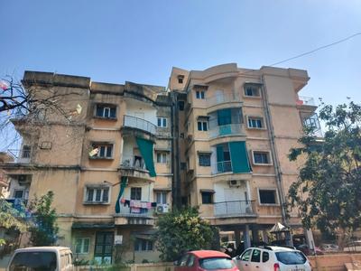 Image of 1360 Sq.ft 3 BHK Apartment / Flat for sale in Shyamal, Ahmedabad for Rs. 9800000