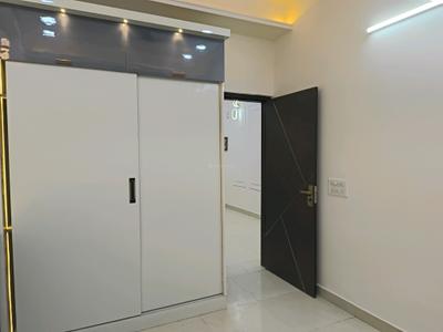 Bedroom Image of 1100 Sq.ft 2 BHK Builder Floor for sale in Indirapuram Ghaziabad for Rs. 5950000