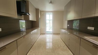 Kitchen Image of 1620 Sq.ft 3 BHK Builder Floor for sale in Surajmal Vihar New Delhi for Rs. 33000000